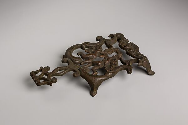 Trivet, Iron 