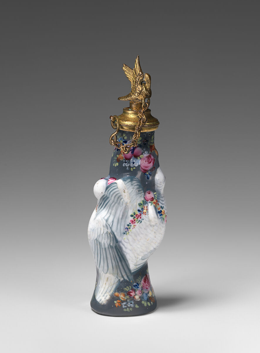 Scent bottle with two doves, Enamel on copper, British, possibly South Staffordshire, possibly Bilston