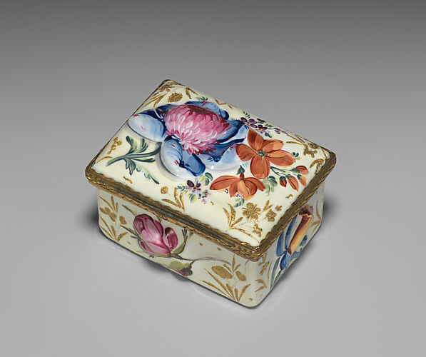 Snuffbox