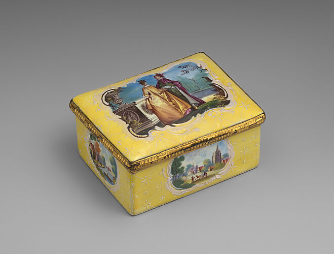 Snuffbox