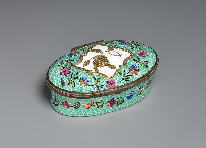Snuffbox