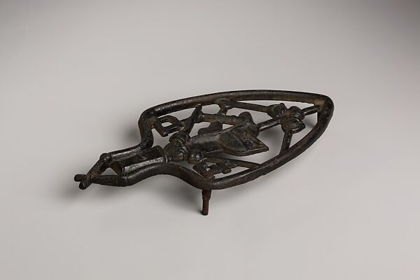 Trivet, Iron 