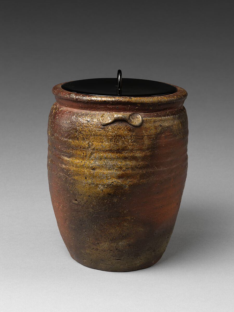 Freshwater Jar (Mizusashi) in the Shape of a Seed Jar (Tane-tsubo), Stoneware with natural ash glaze (Bizen ware, Ko-Bizen type); black-lacquered wooden lid, Japan