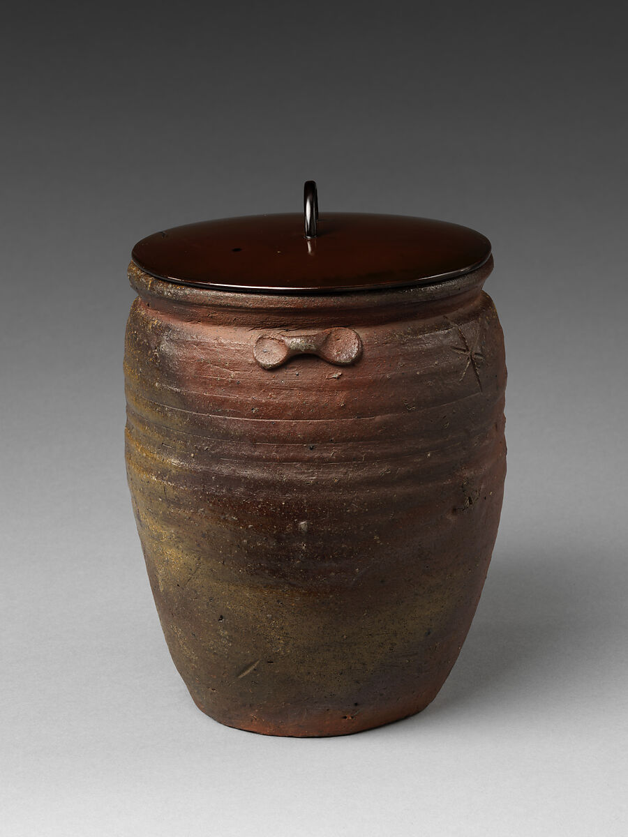 Freshwater Jar (Mizusashi) in the Shape of a Seed Jar (Tane-tsubo), Stoneware with natural ash glaze (Bizen ware, Ko-Bizen type); black-lacquered wooden lid, Japan