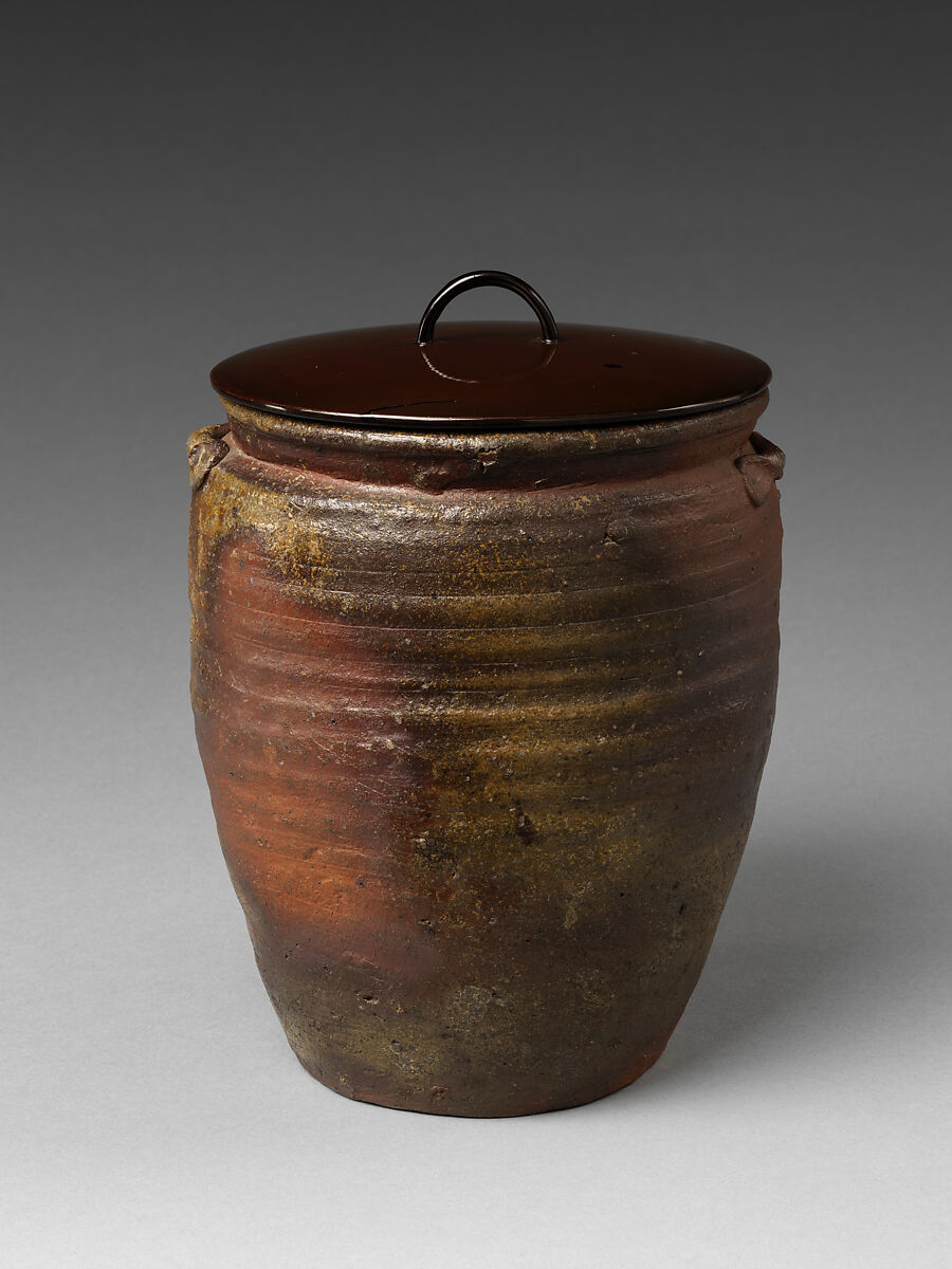 Freshwater Jar (Mizusashi) in the Shape of a Seed Jar (Tane-tsubo), Stoneware with natural ash glaze (Bizen ware, Ko-Bizen type); black-lacquered wooden lid, Japan