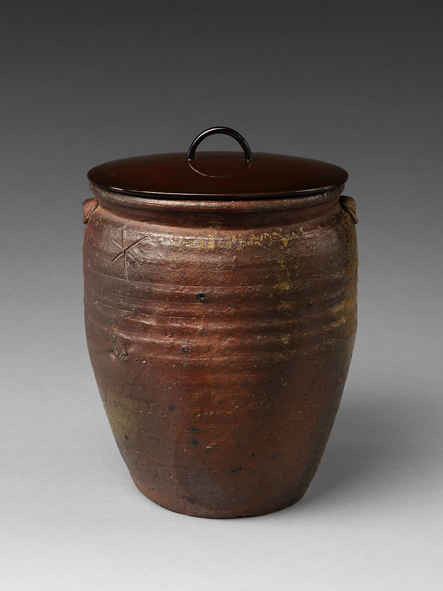 Freshwater Jar (Mizusashi) in the Shape of a Seed Jar (Tane-tsubo), Stoneware with natural ash glaze (Bizen ware, Ko-Bizen type); black-lacquered wooden lid, Japan