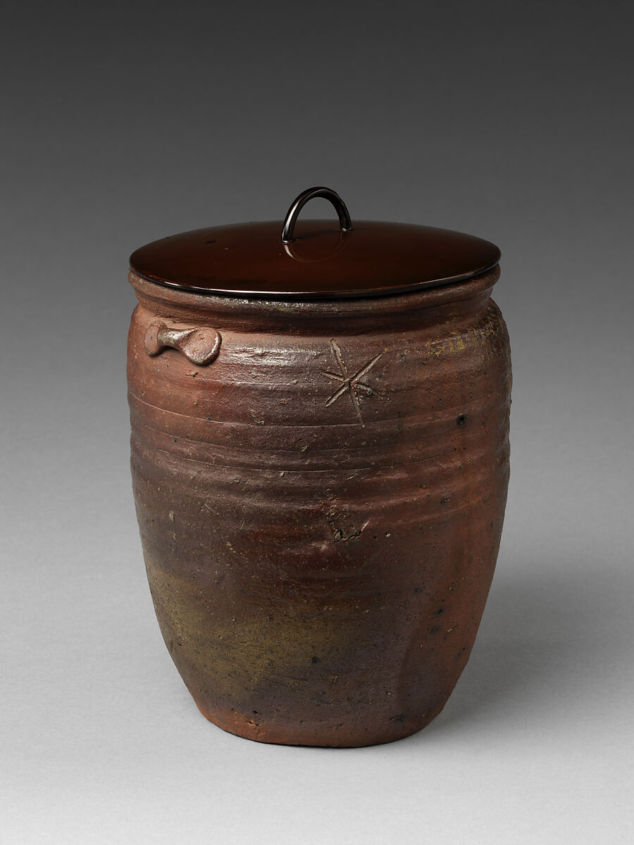 Freshwater Jar (Mizusashi) in the Shape of a Seed Jar (Tane-tsubo), Stoneware with natural ash glaze (Bizen ware, Ko-Bizen type); black-lacquered wooden lid, Japan
