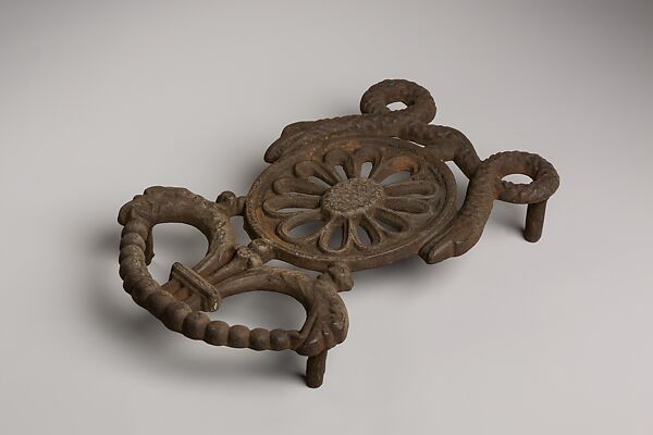 Trivet, Iron 