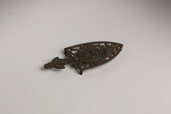 Trivet, Iron 