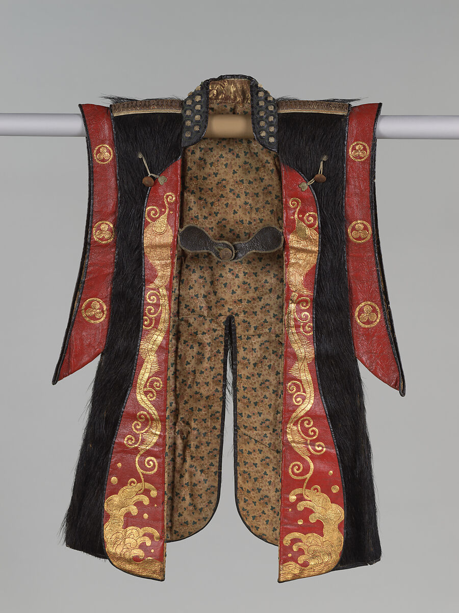 Battle surcoat (jinbaori), Bear hide with red leather and impressed gold patterns; printed cotton lining, Japan
