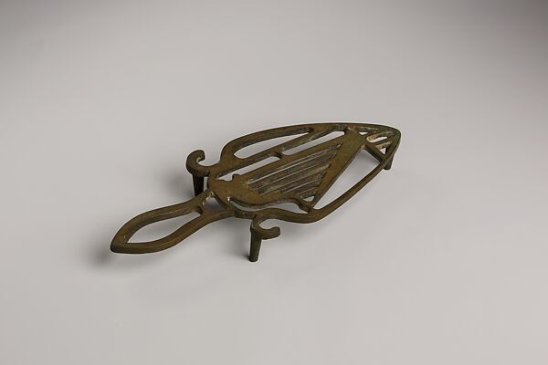 Trivet, Iron 