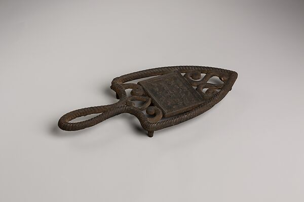 Trivet, Iron 