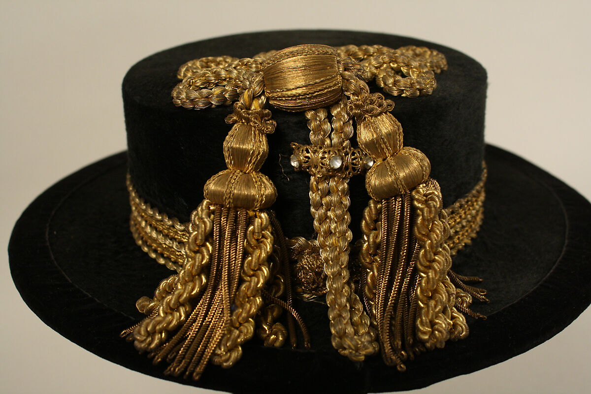 Headdress, silk, metal thread, Austrian