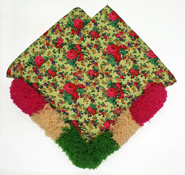 Ensemble, (a, c) silk
(b) cotton
(d) wool
(g) glass, Hungarian