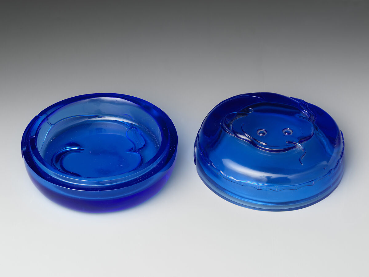 Covered box with catfish, Blue glass, China