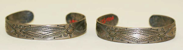 Ensemble, leather, glass, hair, silver, feather, bone, Native American and American, Cheyenne and Arapaho at The Mohonk Lodge, Wetherford, OK
