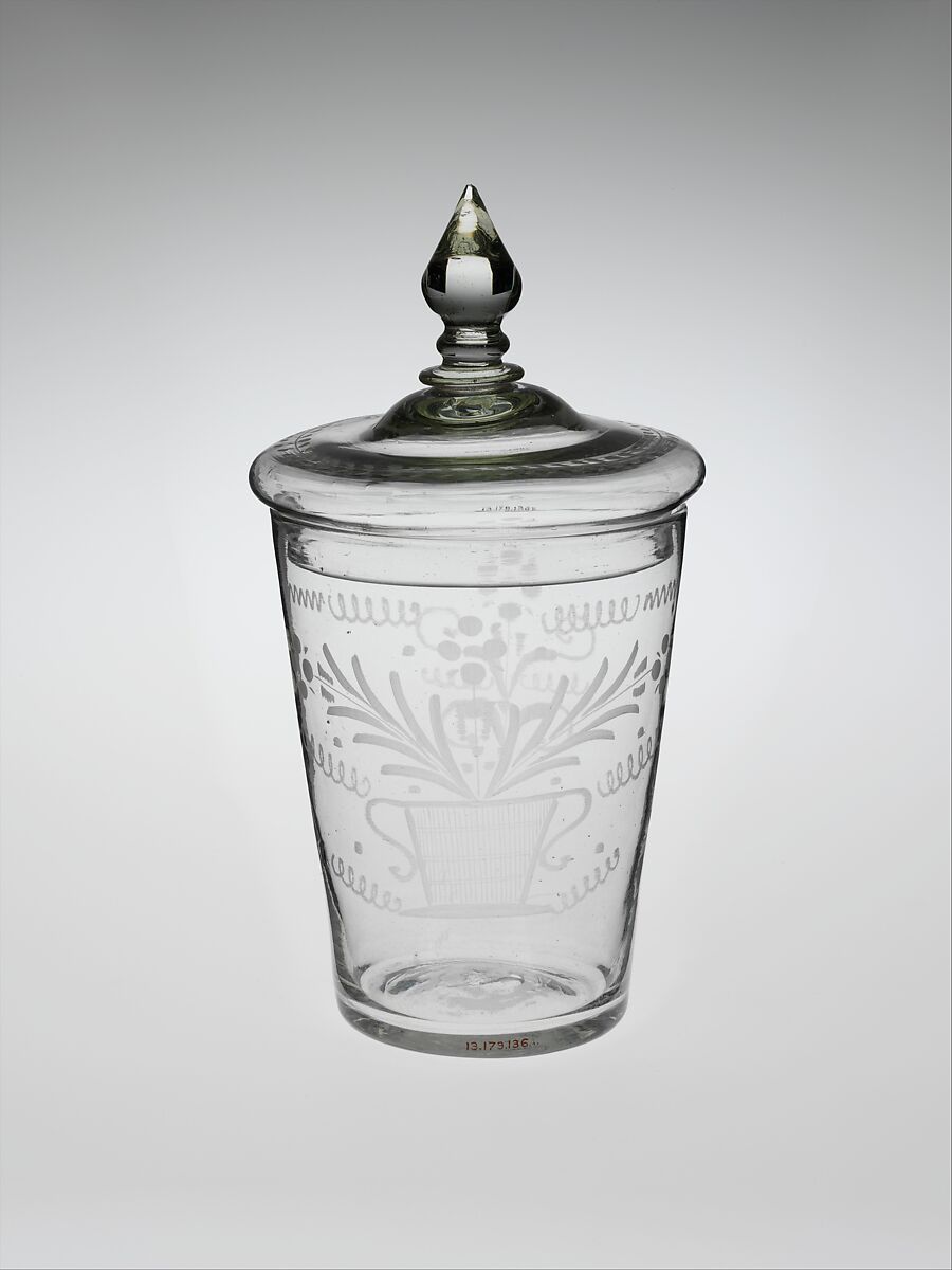 Tumbler, Non-lead glass with engraved decoration 