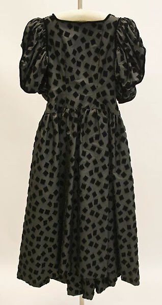 Evening dress, Carolina Herrera (American, born Venezuela, 1939), silk, cotton, synthetic fiber, American 
