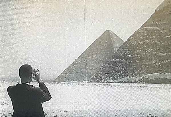 Malcolm X in Cairo, Video, black and white, silent, 2 min., 17 sec.