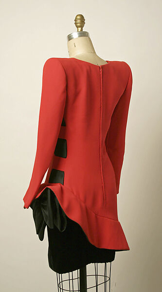 Ensemble, Valentino S.p.A. (Italian, founded 1959), a) wool
b) silk, Italian