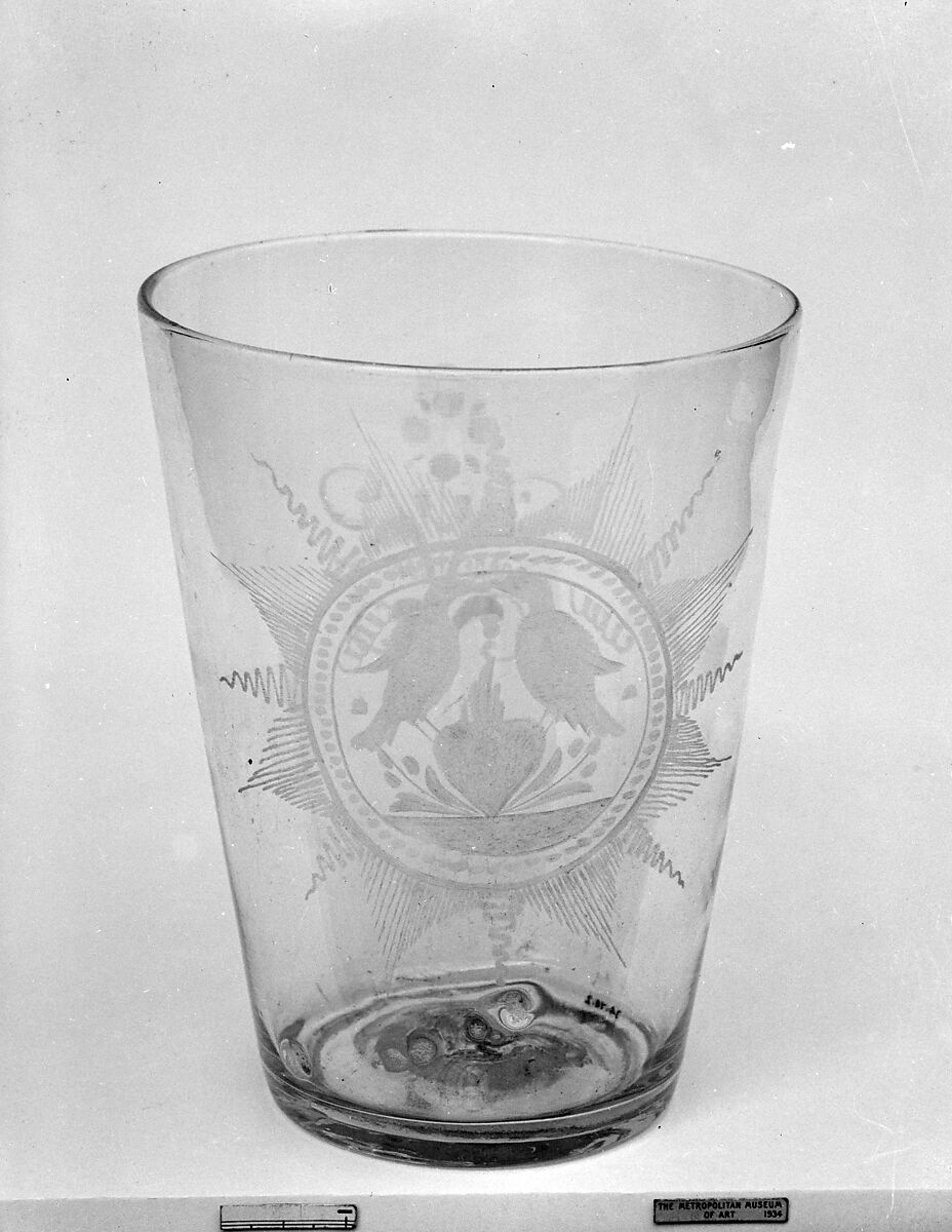 Tumbler, Non-lead glass with engraved decoration 