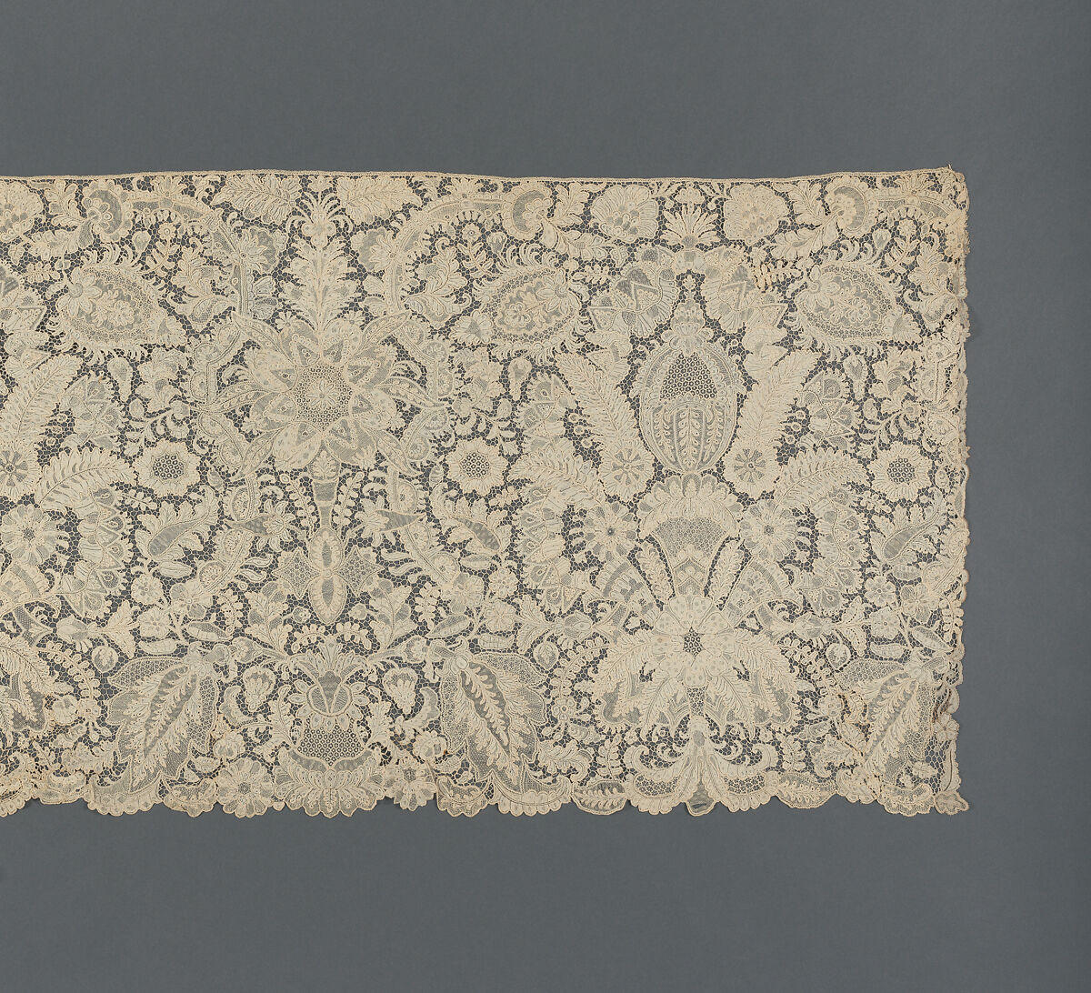 Length of Point-de-France lace, Needle lace in linen, French, possibly Alençon or Argentan