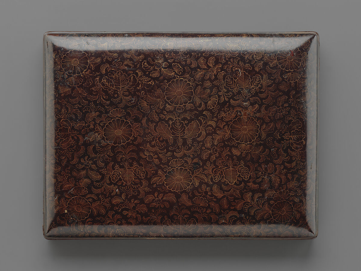 Box for Personal Accessories (Tebako) with Chrysanthemums and Paulownia Flowers, Lacquered wood with incised gold (chinkin-bori); gilt bronze fittings, Japan