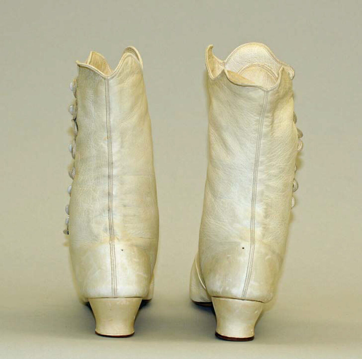 Wedding accessory set, (a, b, c, d) leather, American