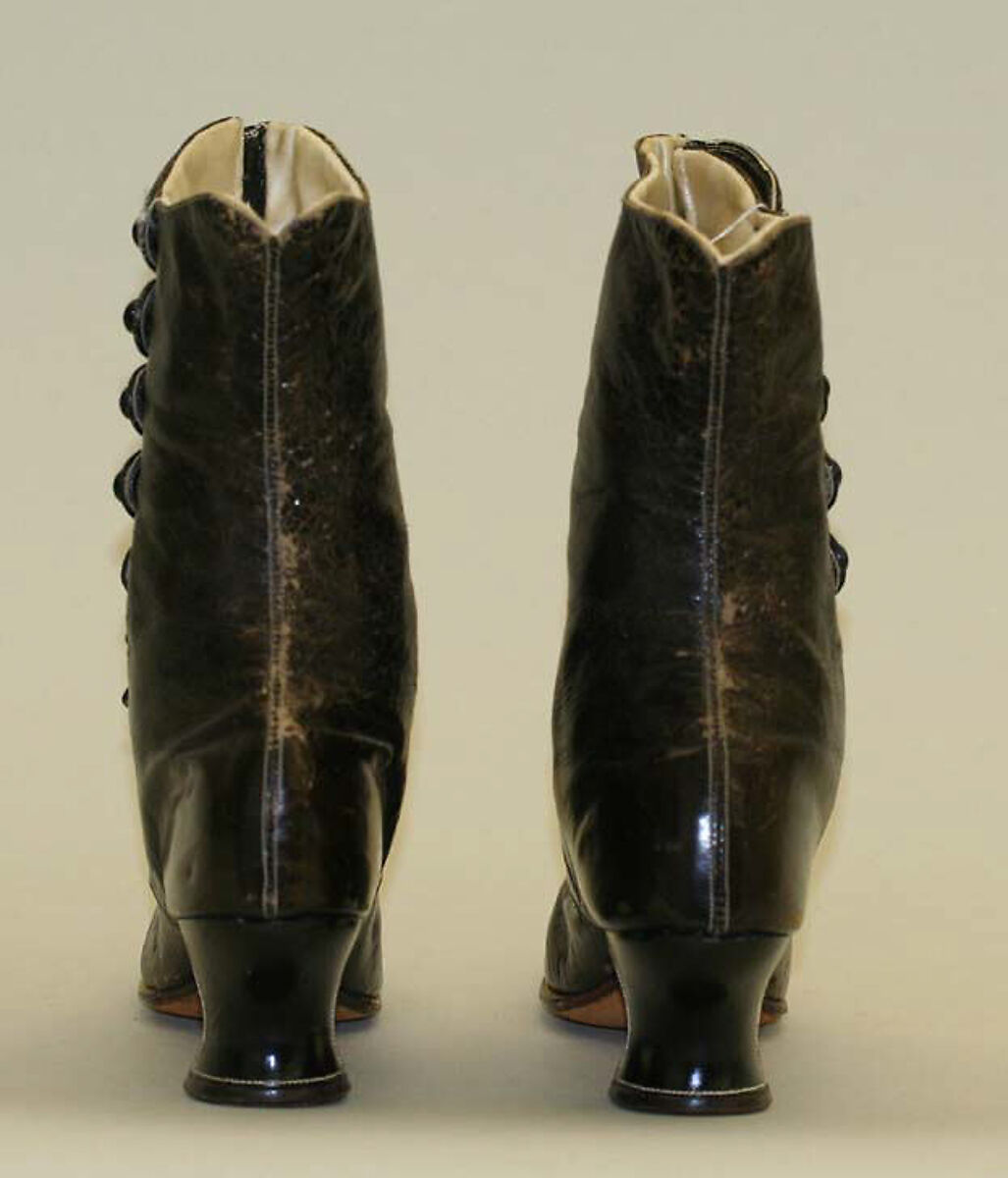 Boots, leather, French