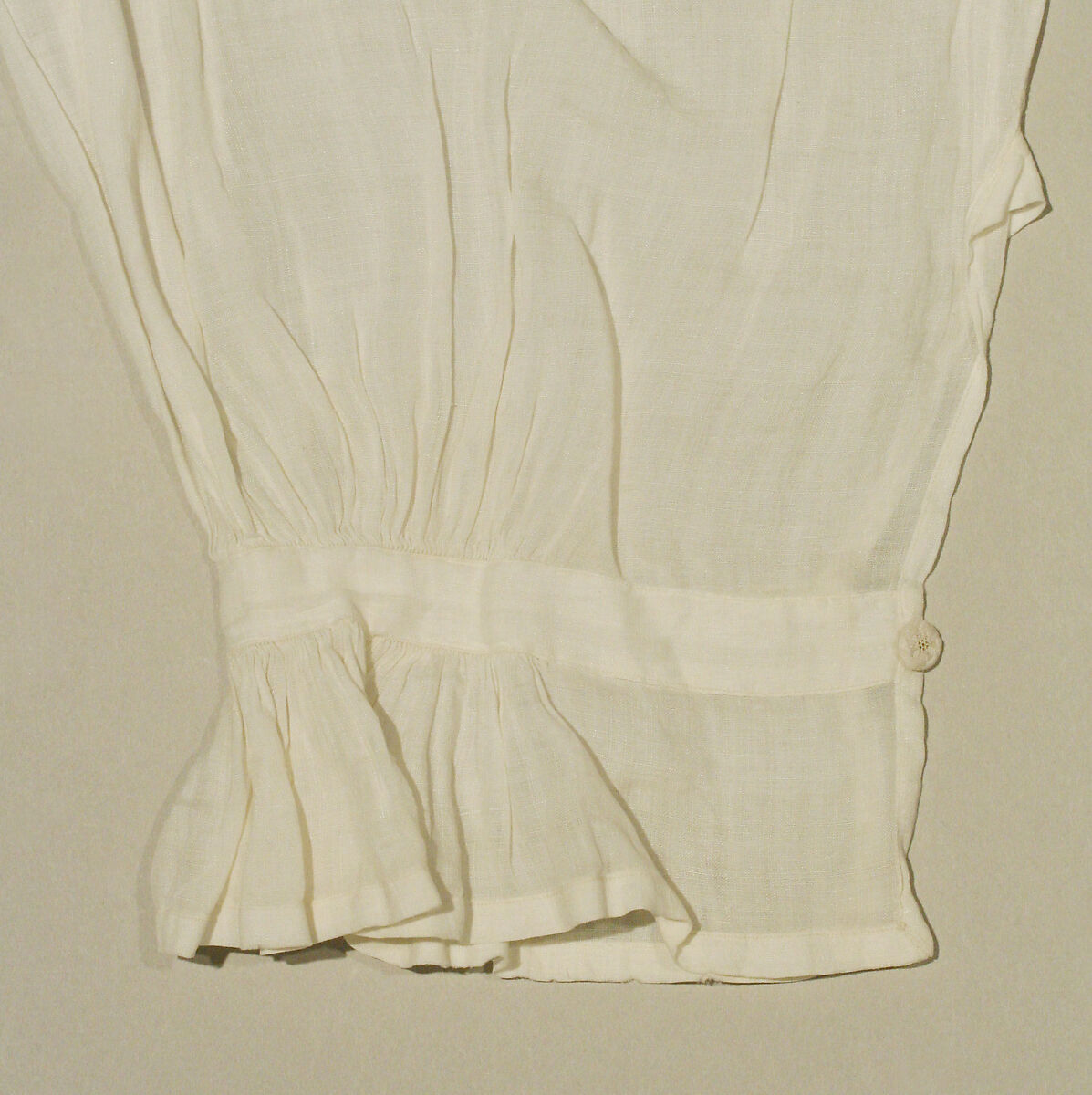 Shirt, linen, American or European