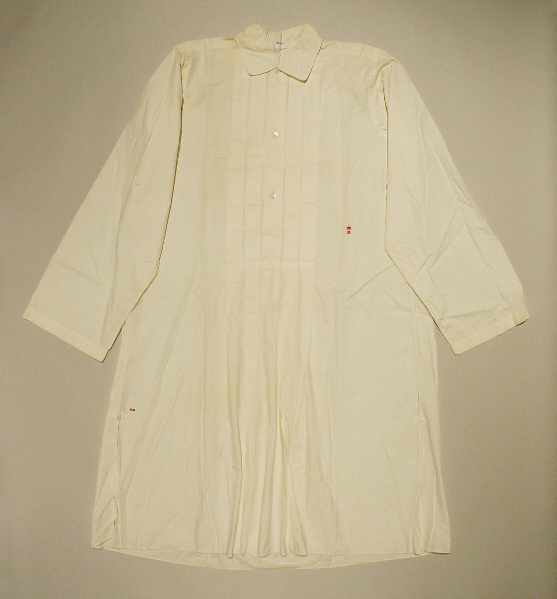 Nightshirt, cotton, American or European 