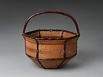 Hexagonal Flower Basket Mononofu, Iizuka Rōkansai 飯塚琅玕斎 (Japanese, 1890–1958), Dwarf bamboo, smoked dwarf bamboo, lacquer, Japan