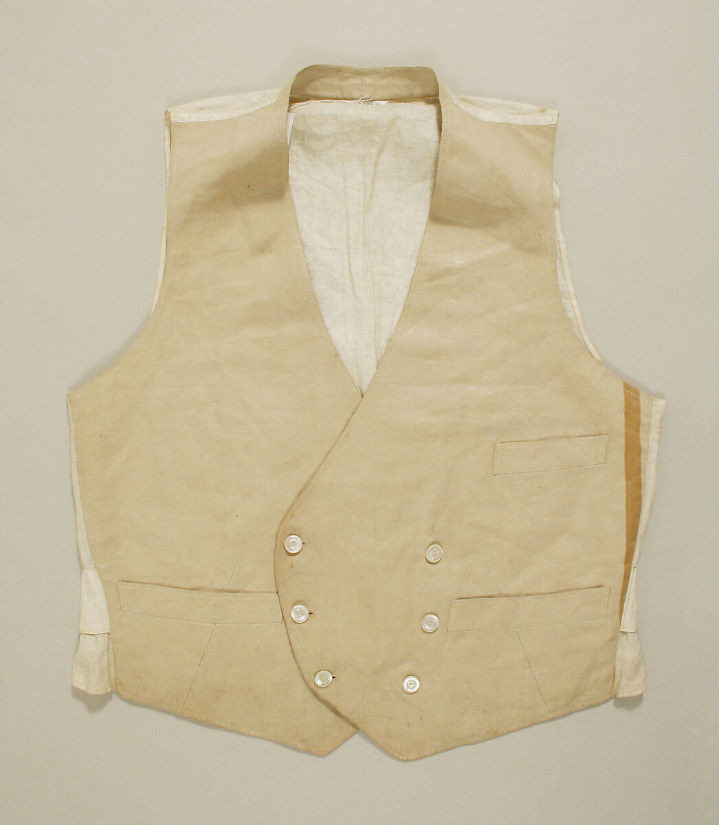 Ensemble, linen, British 