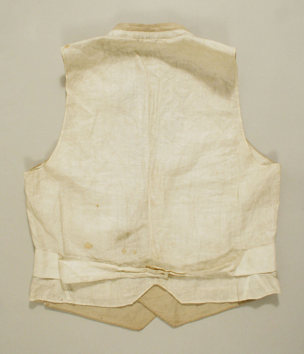 Ensemble, linen, British