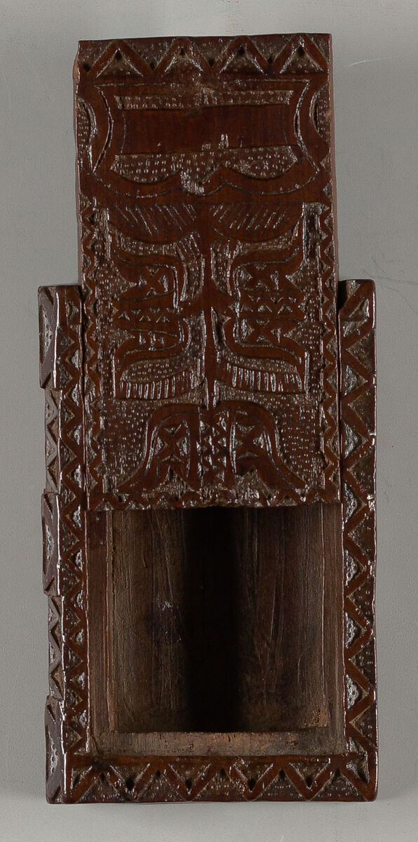 Box with tulip motif in book form