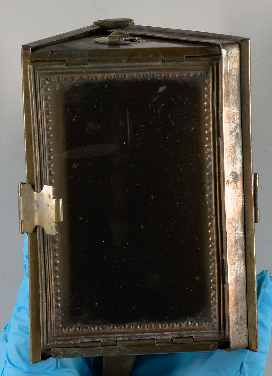 Folding portable lantern in book form