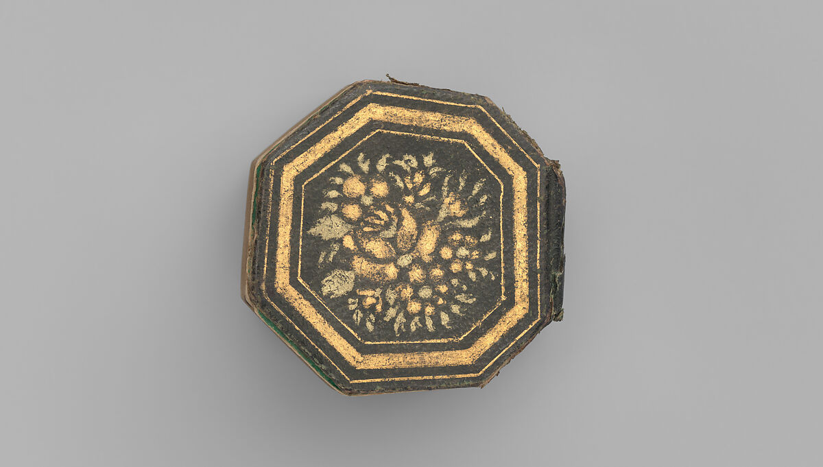 Miniature Qur'an and Qur'an Case, Muhammad Al-Qari (died 1605, Herat, present-day Afghanistan), Qur'an: Ink, opaque watercolor, and gold on paper
Qur'an case: Silver