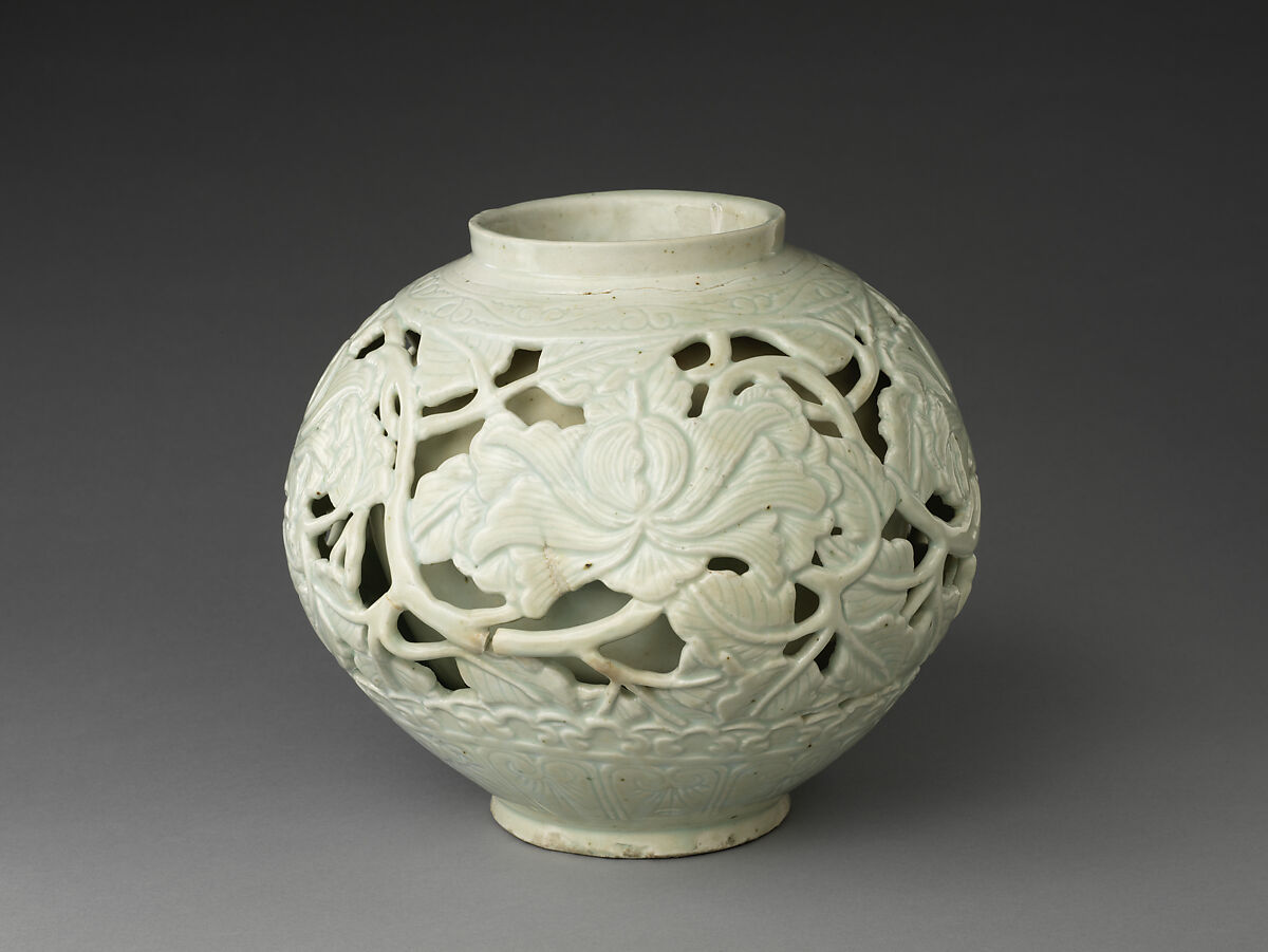 Openwork jar with peonies, Porcelain, Korea