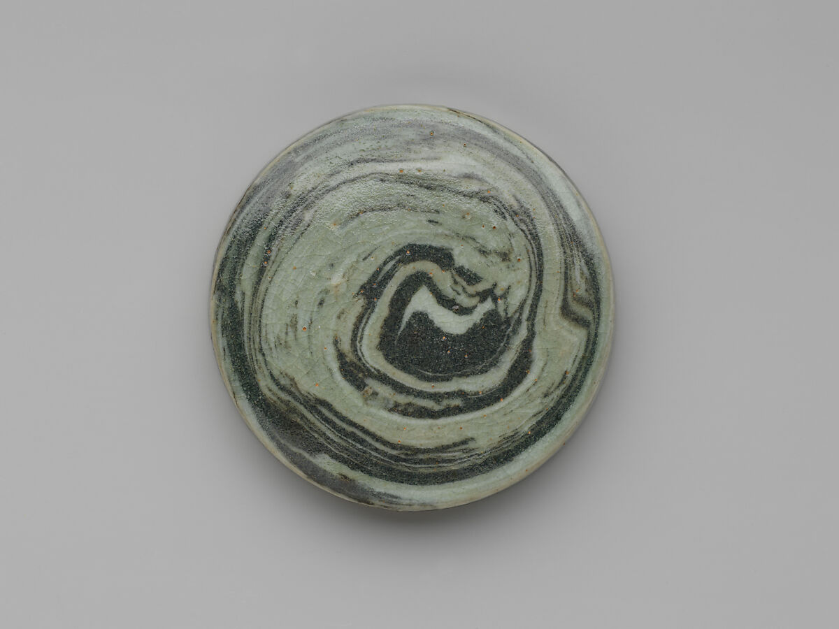 Marbled covered box, Stoneware with celadon glaze, Korea