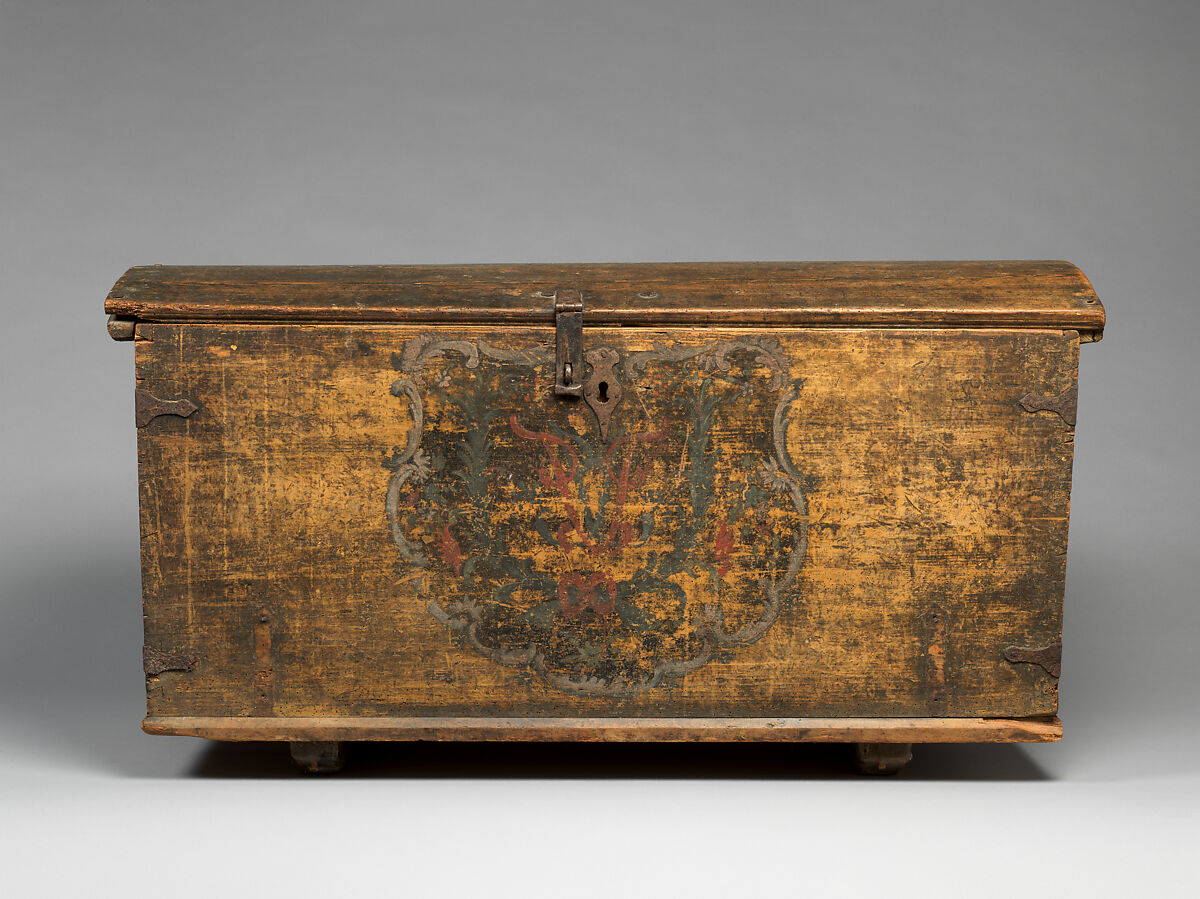 Wooden chest with print "Gusu Beauty in Winter" pasted inside, Pinewood (chest); polychrome woodblock print; ink and color on paper, China