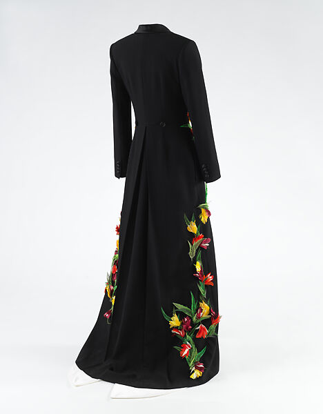 Ensemble, LOEWE (Spanish, founded 1846), (a) wool, feathers (ostrich, goose, rooster), (b) silk, Spanish