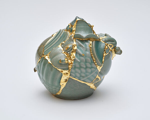 Translated Vase_2023 TVG 1