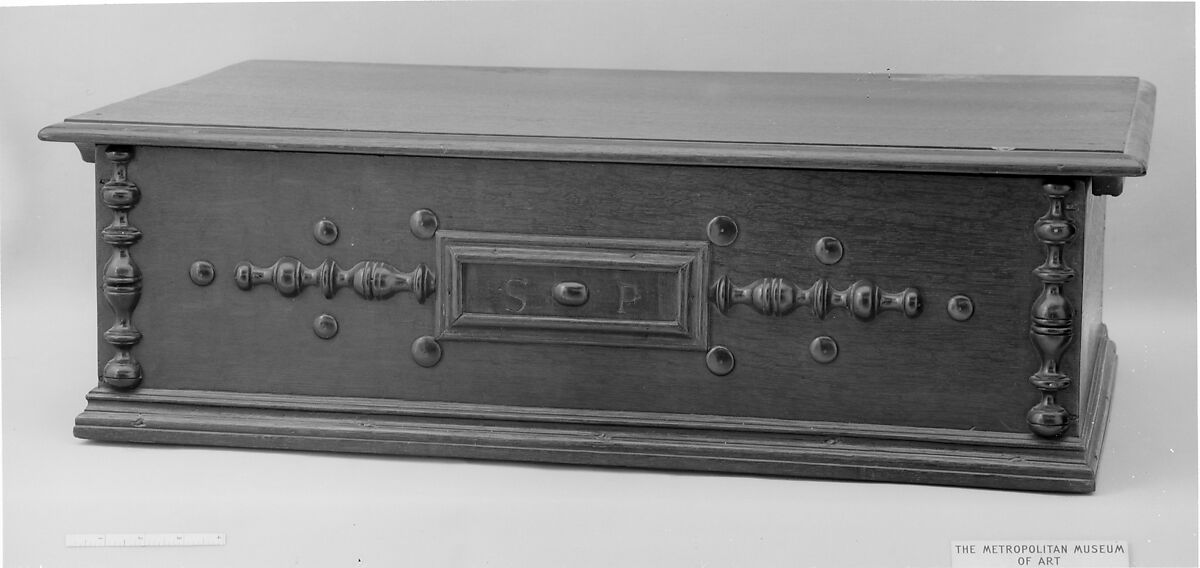 Box, White oak, maple, American