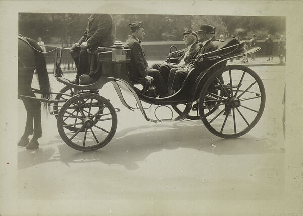 [New York Album: Decoration Day Parade, Horse-Drawn Carriage], Berenice Abbott (American, Springfield, Ohio 1898–1991 Monson, Maine), Gelatin silver print 