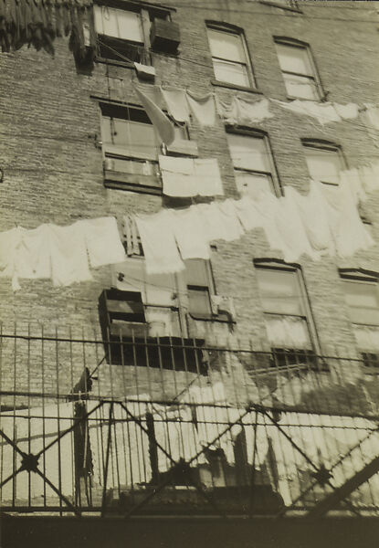 [New York Album: Hanging Laundry], Berenice Abbott (American, Springfield, Ohio 1898–1991 Monson, Maine), Gelatin silver print 