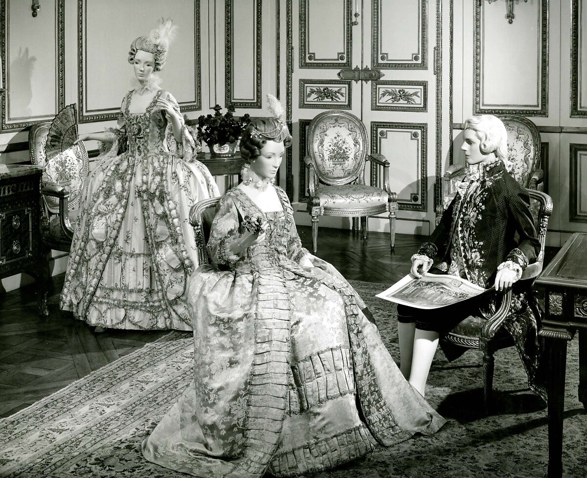 Ensemble, silk, Spanish