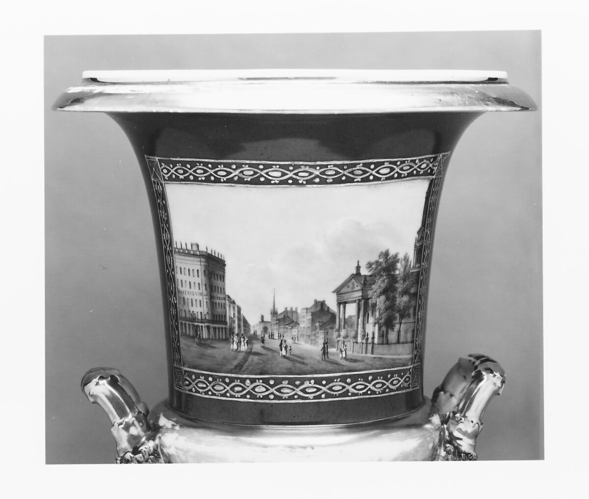 Urn, Porcelain, overglaze enamel decoration, gold, painted with views of New York City, French
