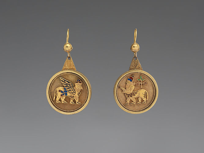 Earrings with Assyrian motifs