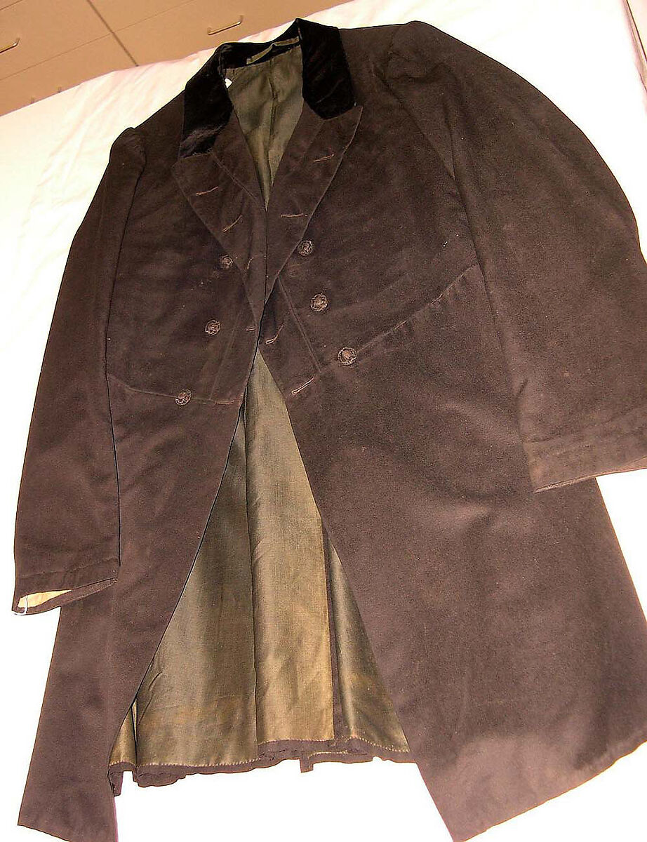 Wedding ensemble, (a) wool
(b) silk, American or European