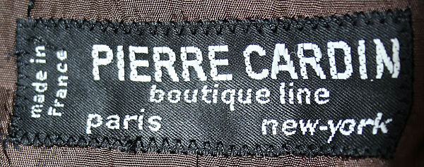 Suit, (a, b) Pierre Cardin (French (born Italy), San Biagio di Callalta 1922–2020 Neuilly), wool, silk, French